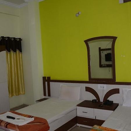 Hotel Rajawat , Madhya Pradesh Vidisha Exteriör bild