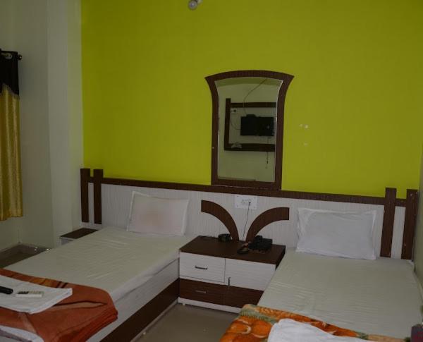 Hotel Rajawat , Madhya Pradesh Vidisha Exteriör bild